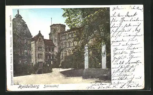 Goldfenster-AK Heidelberg, Schlosshof mit leuchtenden Fenstern