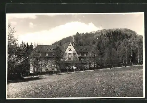 AK Augustusburg, Pawlow-Klinik im Sommer