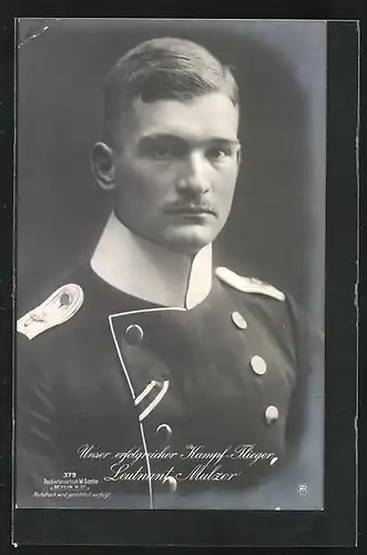 Foto-AK Sanke Nr.: 379, Kapfflieger Leutnant Mulzer in Paradeuniform mit eingesteckten Orden