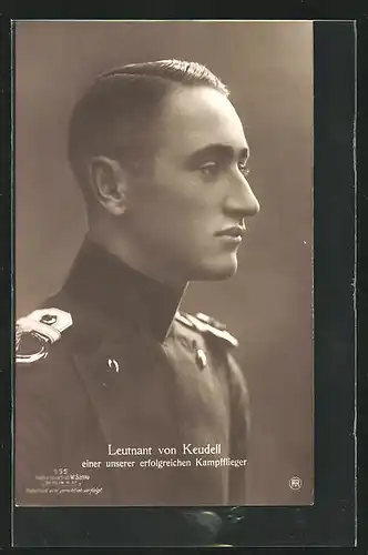 Foto-AK Sanke Nr.: 555, Leutnant von Keudell in Uniform mit Epauletten