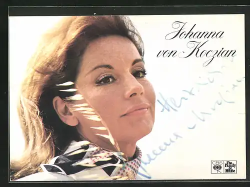 AK Schauspielerin Johann von Koczian, mit Autograph
