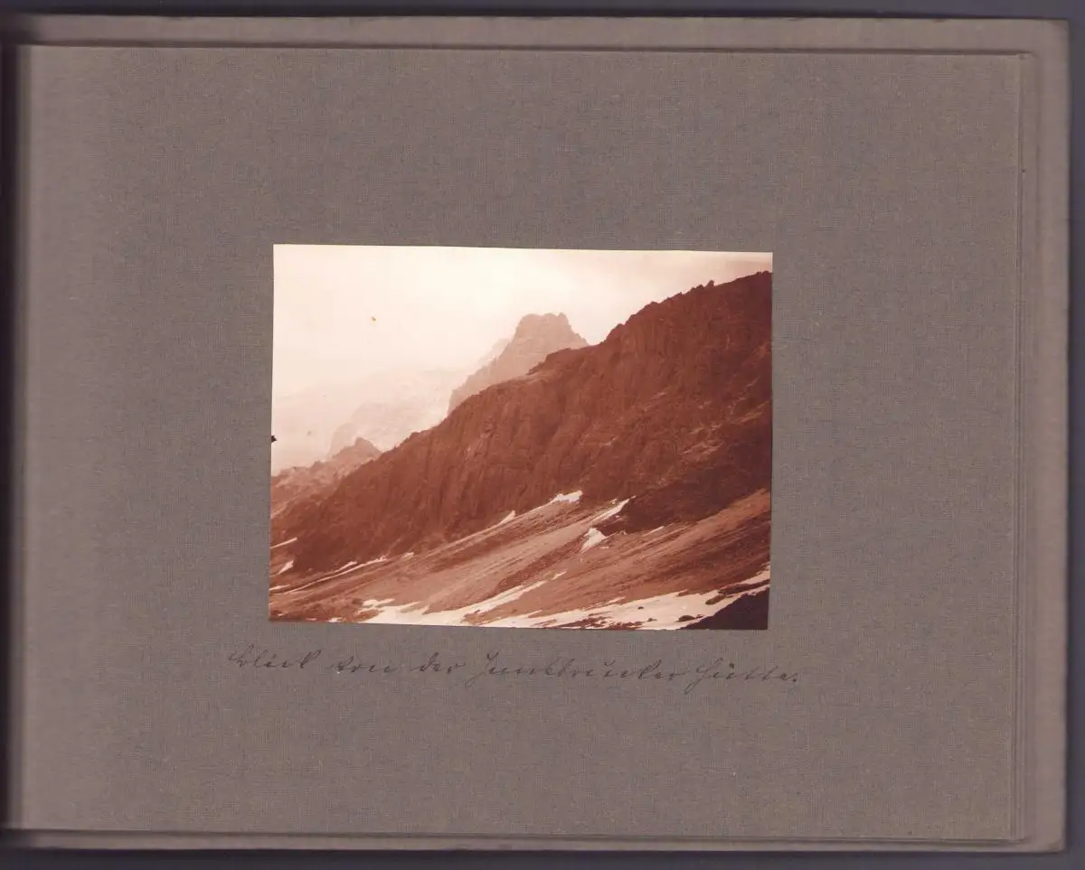 Fotoalbum 36 Fotografien Österreich-Tirol 1925, Ansicht Neustift, Einheimische in Tracht, Alpenpanorama, Berg-Massiv 10