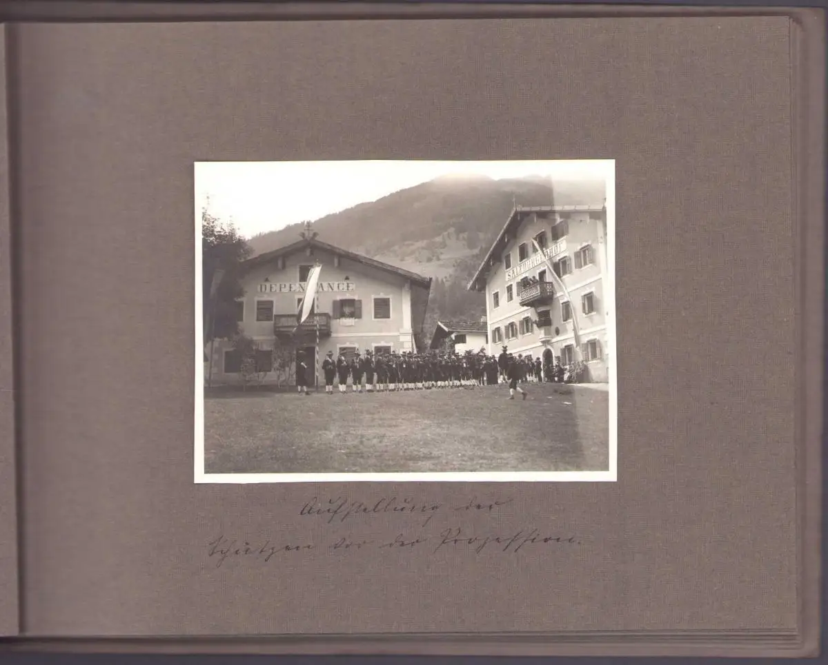 Fotoalbum 36 Fotografien Österreich-Tirol 1925, Ansicht Neustift, Einheimische in Tracht, Alpenpanorama, Berg-Massiv 4