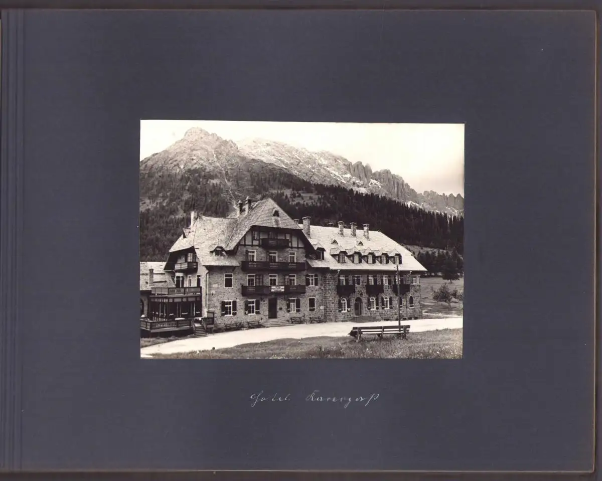 Fotoalbum 33 Fotografien 1927, Ansicht Südtirol, Reisealbum Myra Eddelbüttel zeigt Dolomiten, Rosengarten, Cigolade-Pass 0