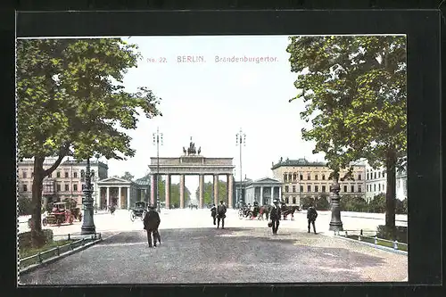 AK Berlin, Pariser Platz mit Brandenburger Tor