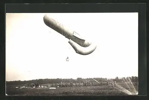 AK Fesselballon bei seinem Abflug