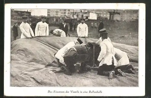 AK Das Einsetzen des Ventils in eine Ballonhülle