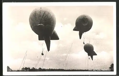 AK Fesselballons beim Aufstieg