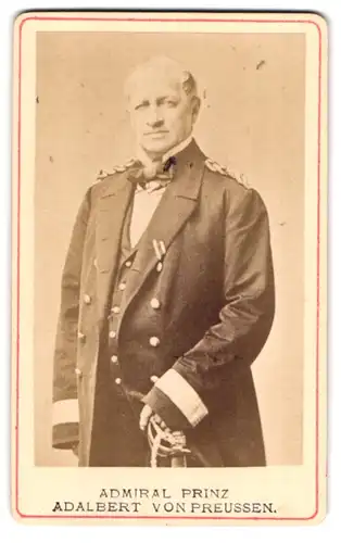 Fotografie Fotograf und Ort unbekannt, Portrait Admiral Prinz Adalbert von Preussen in Uniform mit eingestecktem Orden