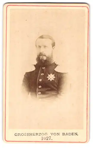 Fotografie Fotograf und Ort unbekannt, Portrait Grossherzog von Baden in Uniform mit Orden und Vollbart