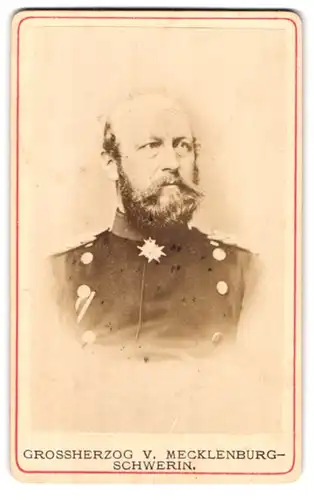 Fotografie Fotograf und Ort unbekannt, Portrait Grossherzog Friedrich Franz von Mecklenburg-Schwerin in Uniform