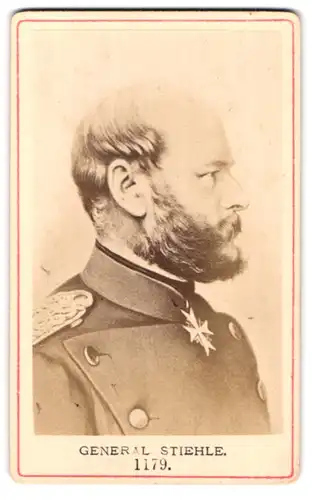 Fotografie Fotograf und Ort unbekannt, Portrait General Gustav von Stiehle in Uniform mit Pour le Merit Orden