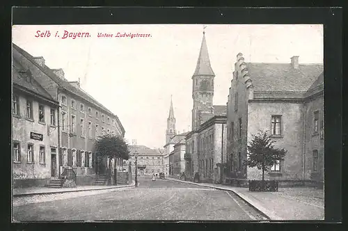 AK Selb /Bayern, Untere Ludwigstrasse mit Kirche