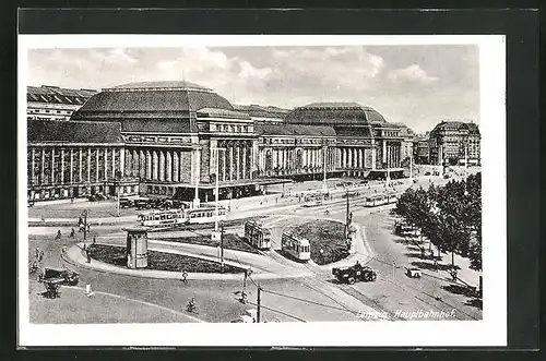 AK Leipzig, Hauptbahnhof mit Strassenbahnen