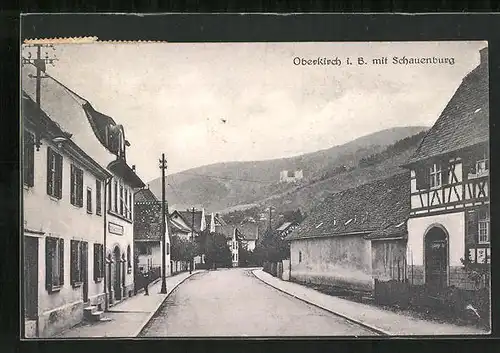 AK Oberkirch i. B., Strassenpartie mit Schauenburg