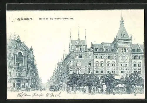 AK Düsseldorf, Blick in die Bismarckstrasse mit Bahnhof-Hotel und Agentur des Norddeutschen Lloyd, Strassenbahn