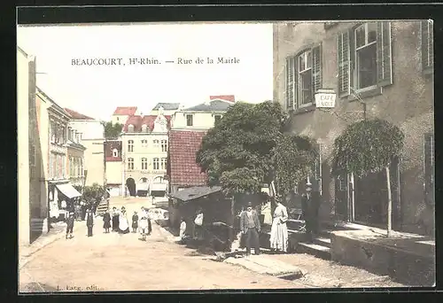AK Beaucourt, Gens en Rue de la Mairle, Cafe Nicot