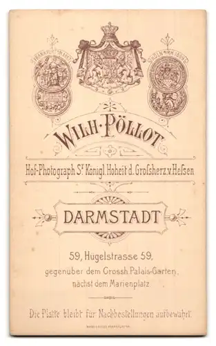 Fotografie Wilh. Pöllot, Darmstadt, Hügelstrasse 59, Portrait kleines Mädchen im weissen Kleid