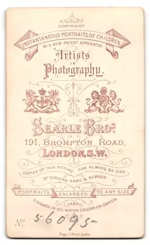 Fotografie Searle Bros., London, 191 Brompton Road, bildhübsches Fräulein im Portrait