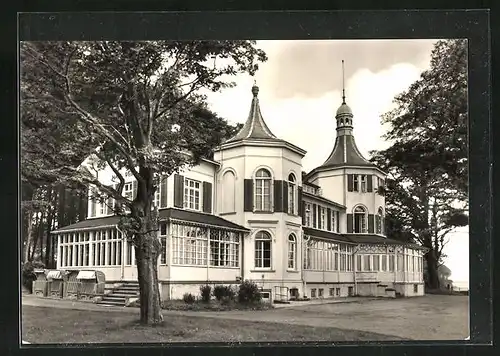 AK Heiligendamm, Sanatorium, Haus Weimar mit Strandkörben
