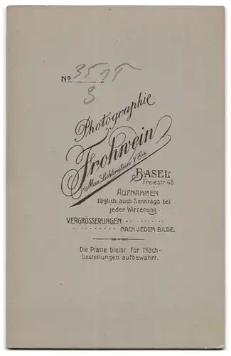 Fotografie Frohrvein, Basel, Freie-Str. 45, Portrait Ehepaar im schwarzen Kleid mit Schleier und Zylinder, Hochzeit