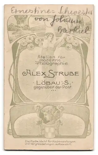 Fotografie Alexander Strube, Löbau i. S., Hochzeitspaar in schwarz gekleidet, Braut mit Schleier & Brautstrauss