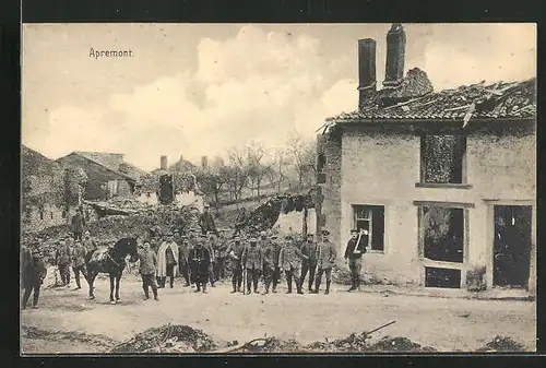AK Apremont, Soldaten im zerstörten Dorf
