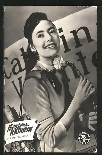 AK Musikerin Caterina Valenta in dem Film Bonjour, Kathrin