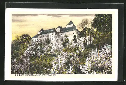 AK Augustusburg, Blick hinauf zur Burgwirtschaft mit historischen Räumen