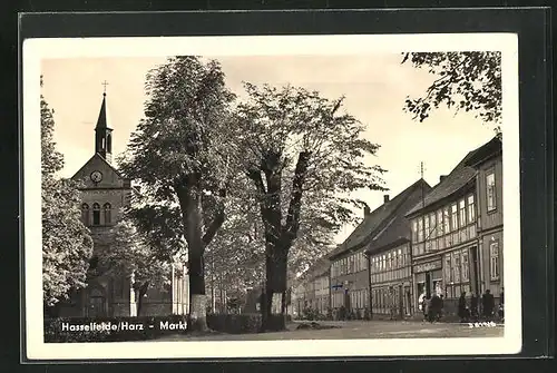 AK Hasselfelde im Harz, auf dem Marktplatz mit der Kirche
