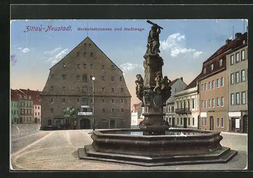 AK Zittau i. Sa., Neustadt, der Herkulesbrunnen und Stadtwage