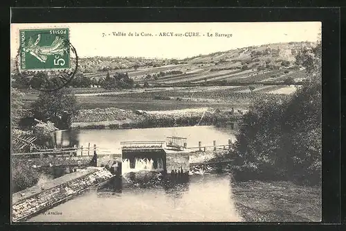 AK Arcy-sur-Cure, Le Barrage, Vallee de la Cure, an der Schleuse