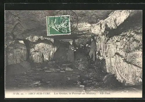 AK Arcy-sur-Cure, Vallee de la Cure, Les Grottes, le Passage de Madame