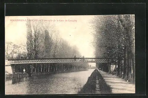 AK Laroche-Migennes, Passerelle de la Gare de Laroche