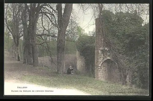 AK Vallery, Ruines du Donjon de L`Ancien Chateau
