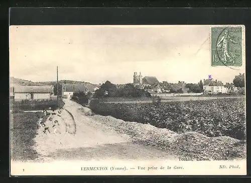 AK Vermenton, Vue prise de la Gare, L`Eglise