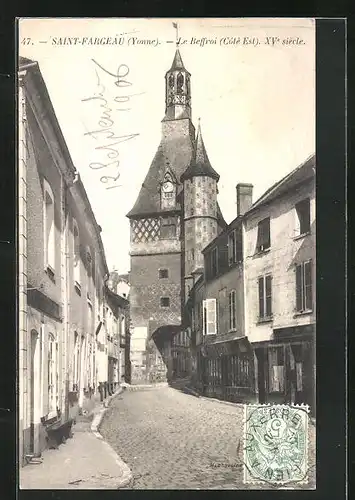 AK Saint-Fargeau, Le Beffroi (Coté Est)