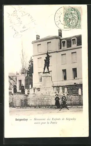 AK Seignelay, Monument des Enfants de Seignelay morts pour la Patrie