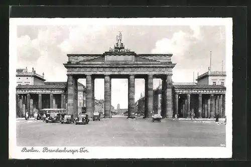 AK Berlin, Blick zum Brandenburger Tor