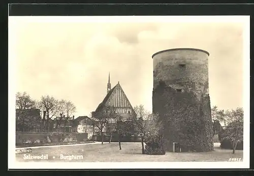 AK Salzwedel, Teilansicht mit Burgturm