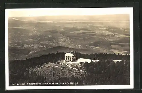 AK Badenweiler, Hotel Hochblauen mit Blick ins Rheintal