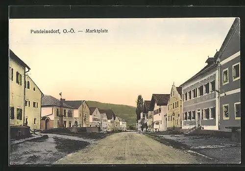 AK Putzleinsdorf, Strassenpartie am Marktplatz