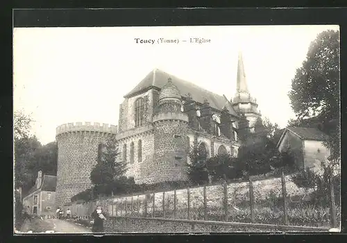 AK Toucy, L`Èglise