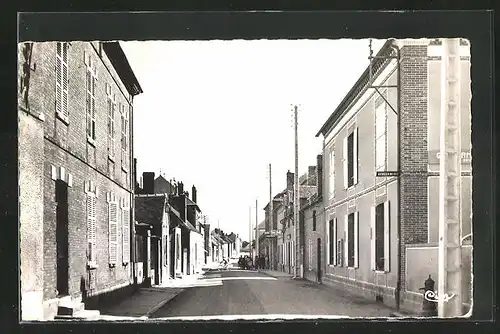 AK Thorigny, Route de Villeneuve-l`Archeveque, Strassenpartie