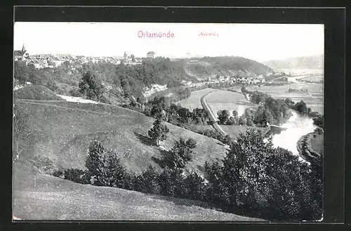 AK Orlamünde /Saaletal, Blick ins Tal auf die Saale und Ortschaft