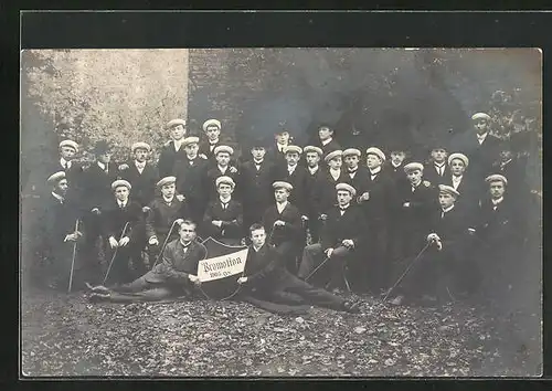 AK studentische Szene, Gruppenfoto einer Abschlussklasse