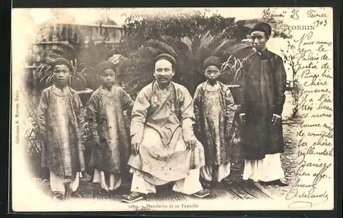 AK Tonkin, Mandarin et sa Famille, Vietnam