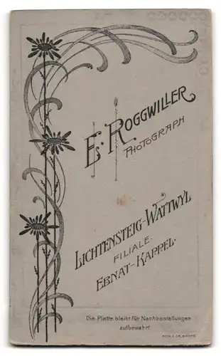 Fotografie E. Roggwiller, Lichtensteig-Wattwyl, fröhliches Mädchen