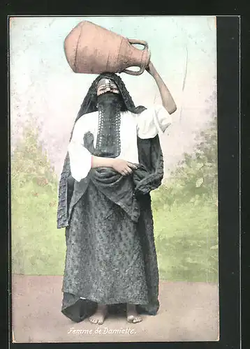 AK Femme de Damiette, arabische Frau mit Wasserbehältnis
