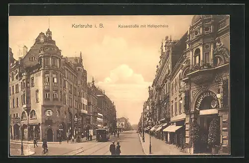 AK Karlsruhe i. B., Kaiserstrasse mit Hofapotheke und Strassenbahn
